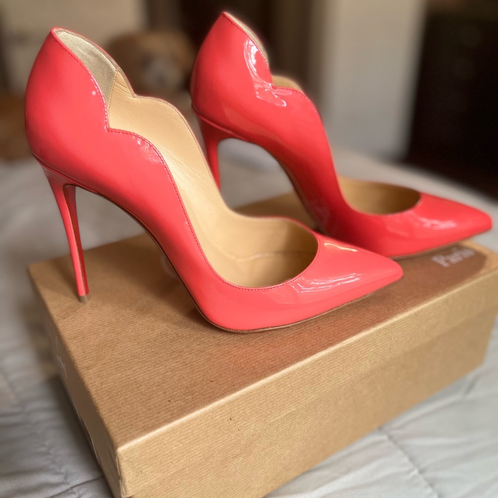 Christian Louboutin Hot Chick 36.5 Smoothie